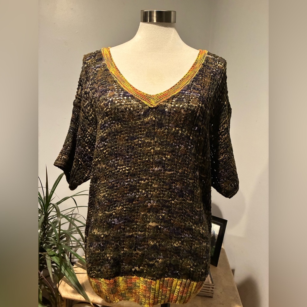 Molly Bracken Multicolor Knit Sweater Fall Colors, V Neck, Short Sleeve Size M